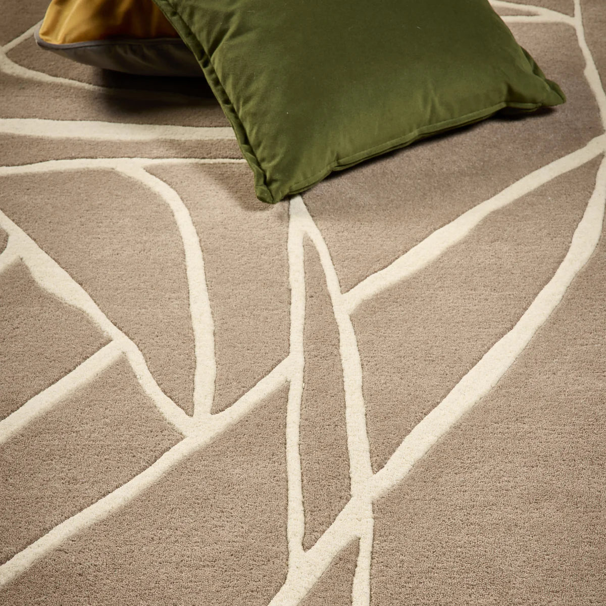 Origins Kintsugi Stone Rug