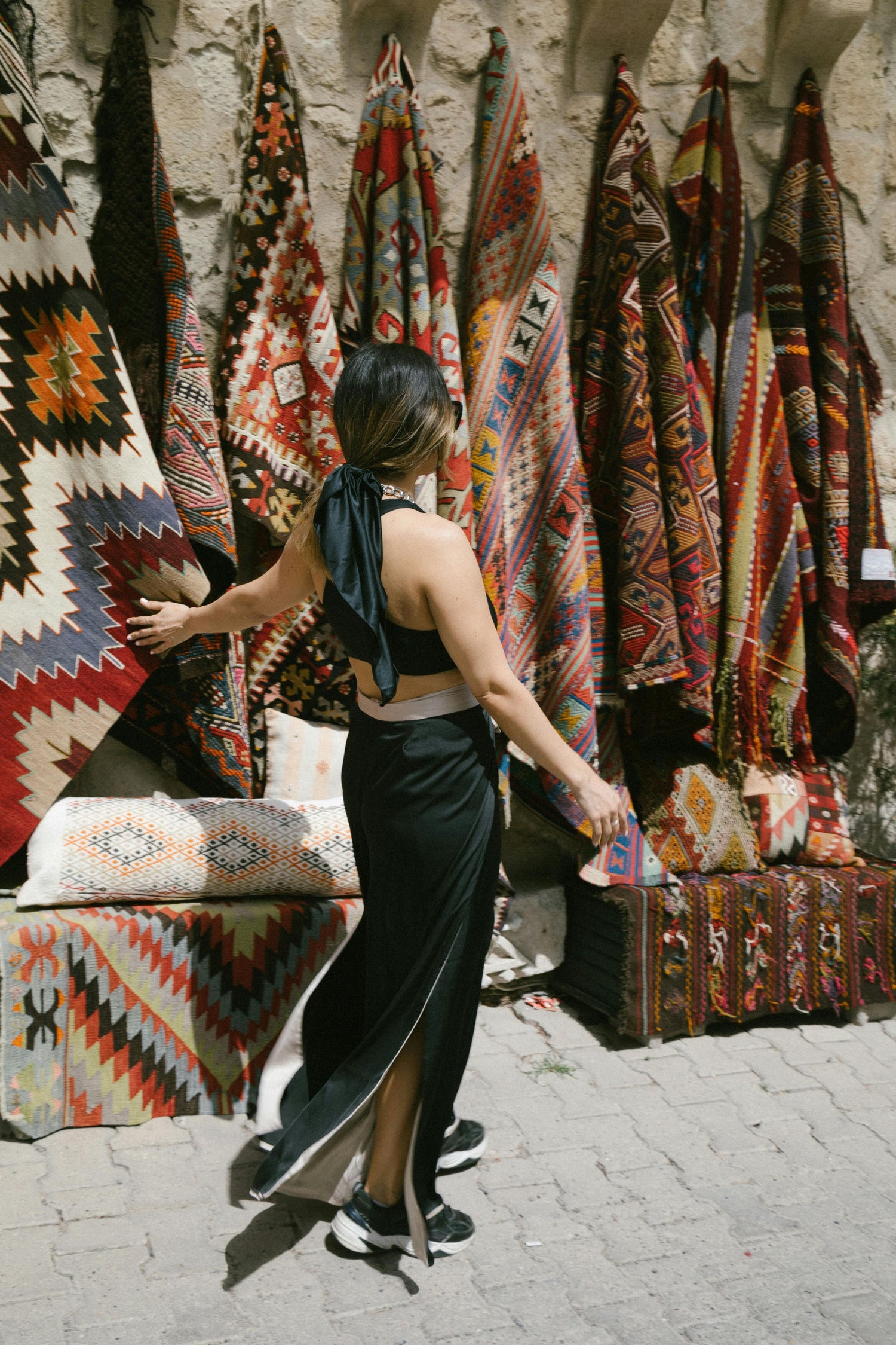 All Products - Authentic and Luxurious Rugs